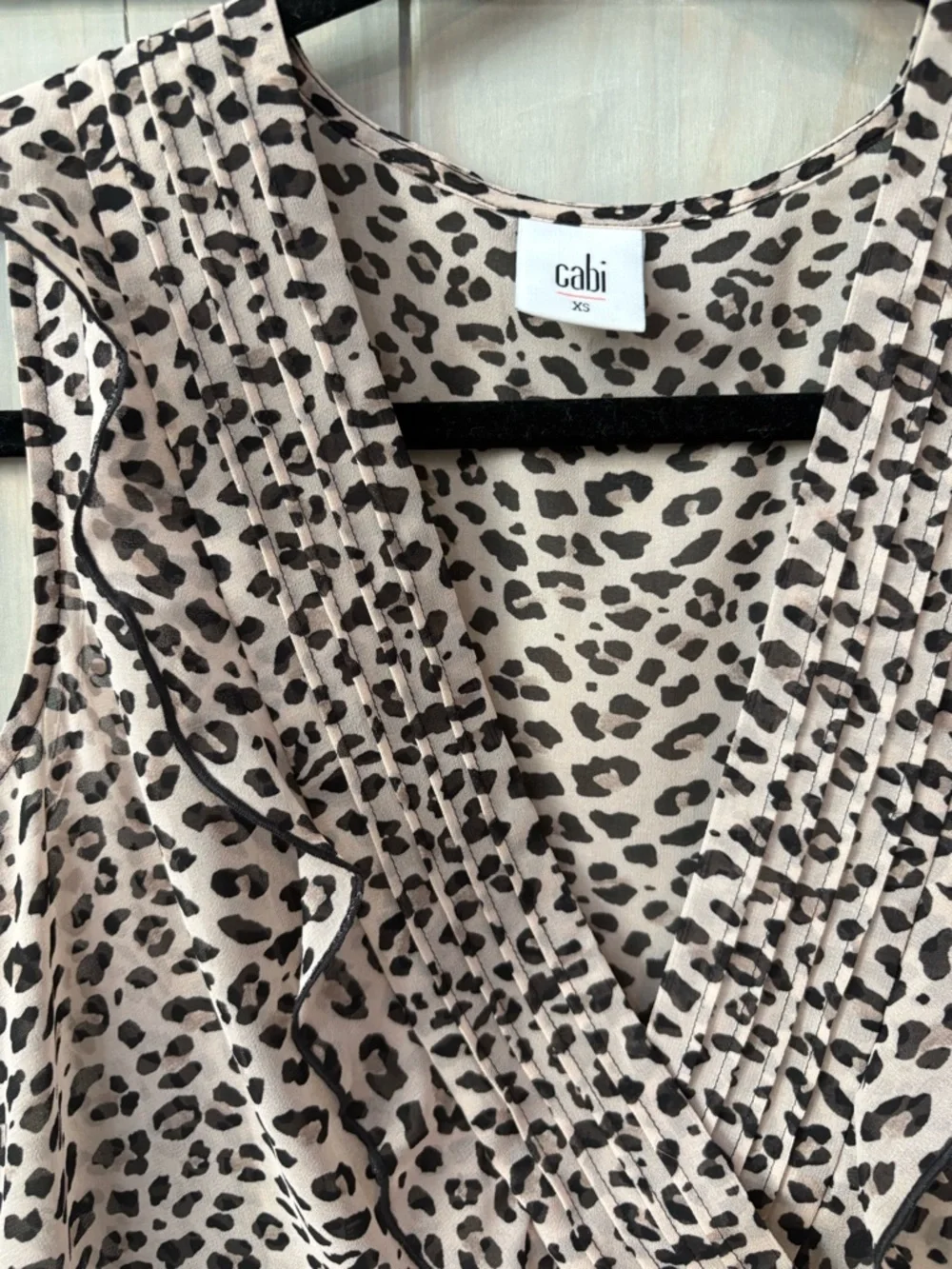 Cabi Sleeveless Animal Print V-Neck Top - Picture 5 of 9